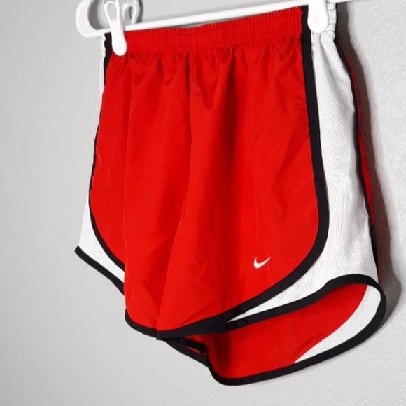 Nike Dri-Fit Red Tempo Blacktrim Drawstring Shorts - Picture 2 of 8